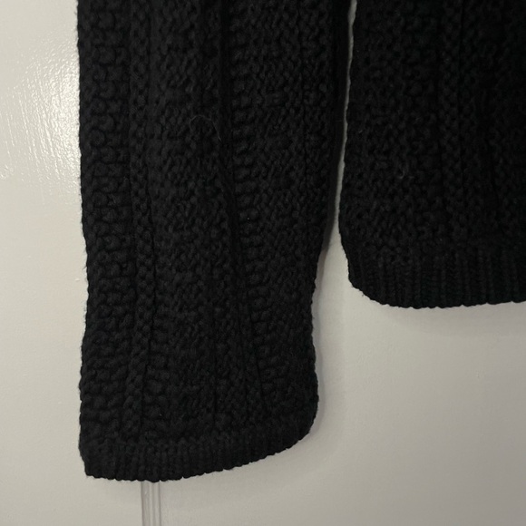 NWT Tahari Black Sweater - Picture 4 of 6
